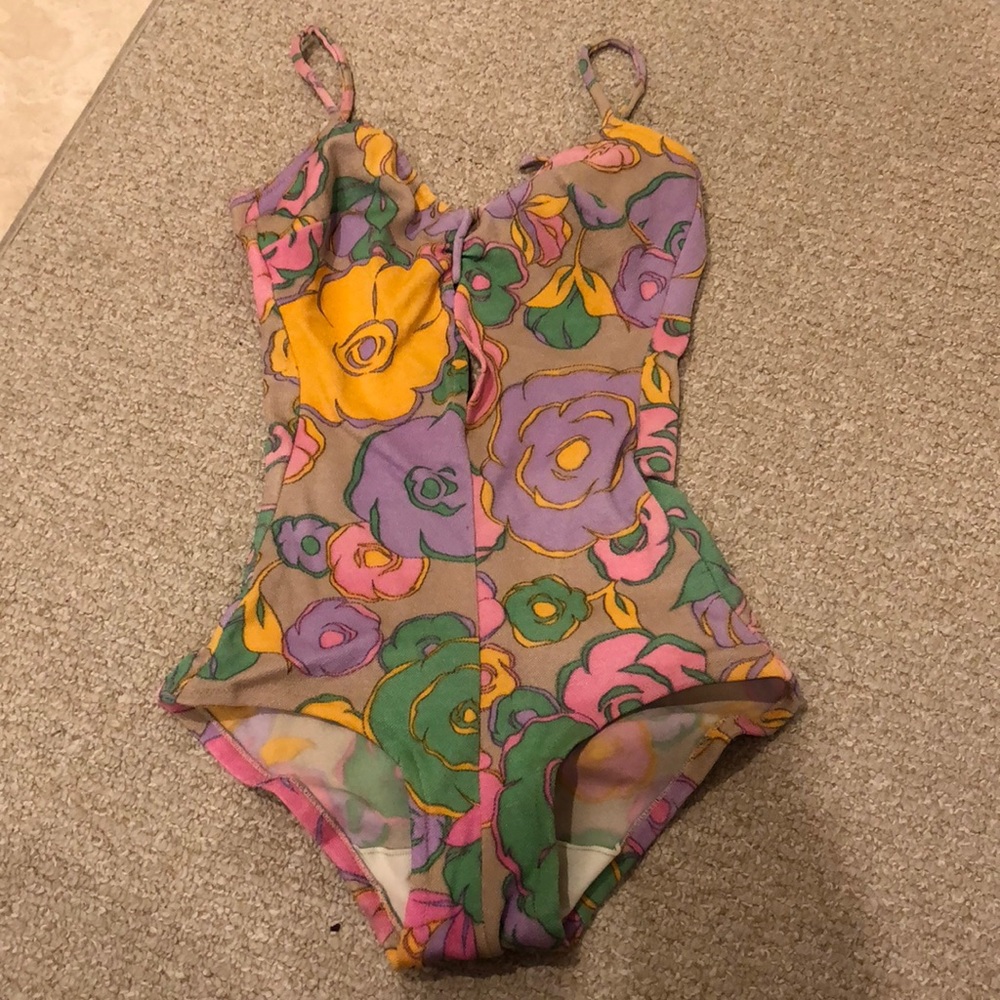 VINTAGE one piece bikini SIZE SMALL